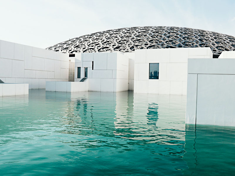 aviotag abu dabi luvr