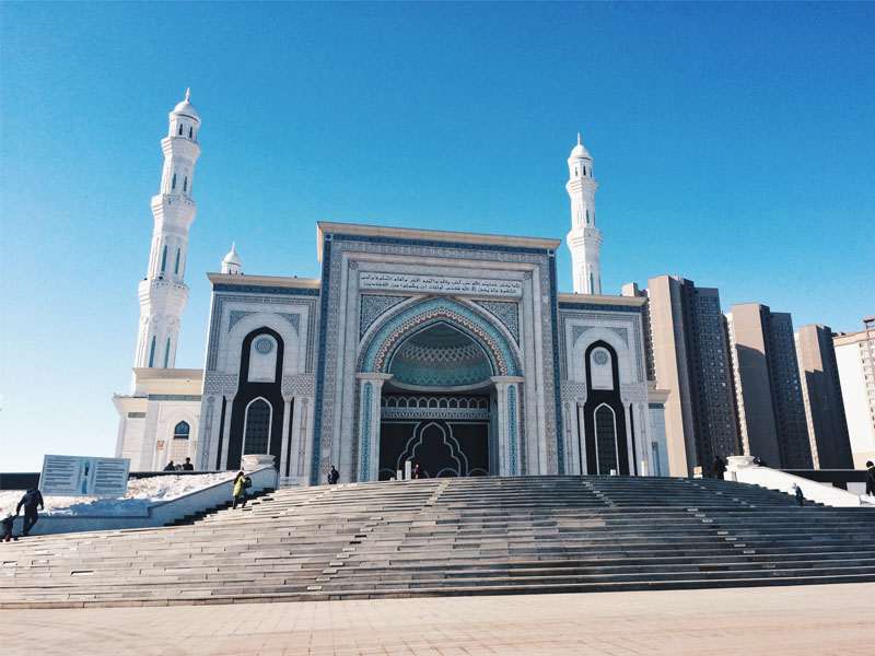 aviotag astana nursultan Hazrat Sultan dzamija