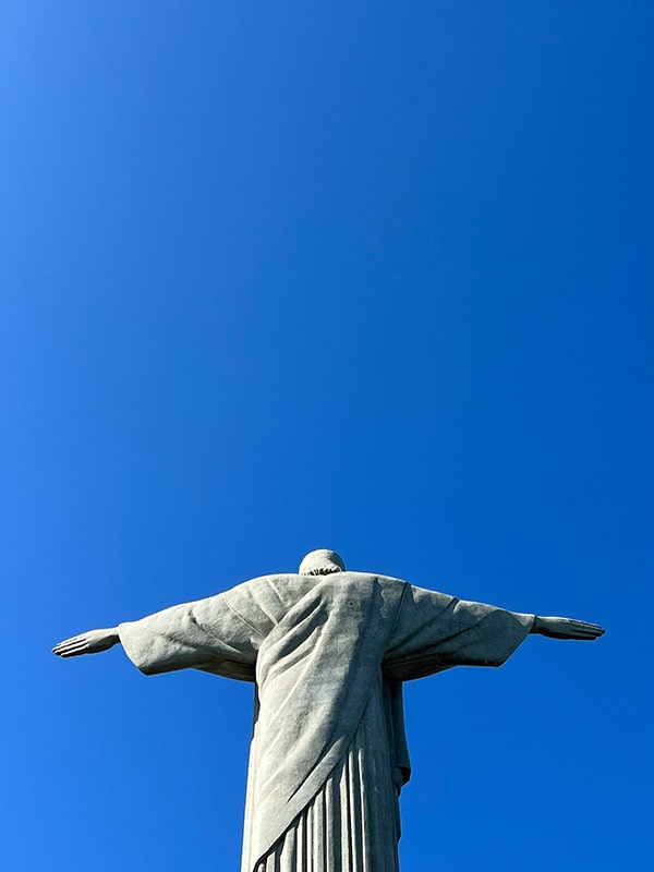 Spomenik - simbol grada | AvioTag - Specijalizovana prodaja avio karata