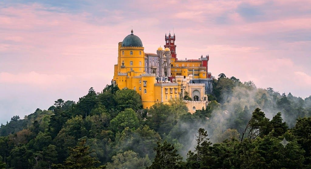 Pena palata u Sintri — romantičarska palata u bojama na vrhu brda, UNESCO, jednodnevni izlet iz Lisabona